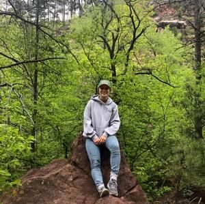 Meet your Posher, Anna